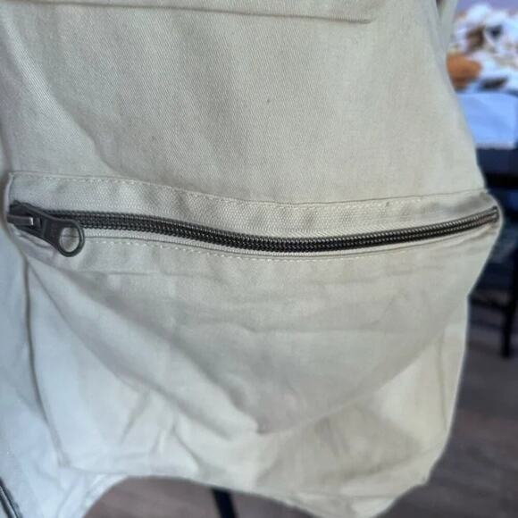 ASOS Outdoor Utility Sleeveless Vest – Cream - Picture 7 of 8